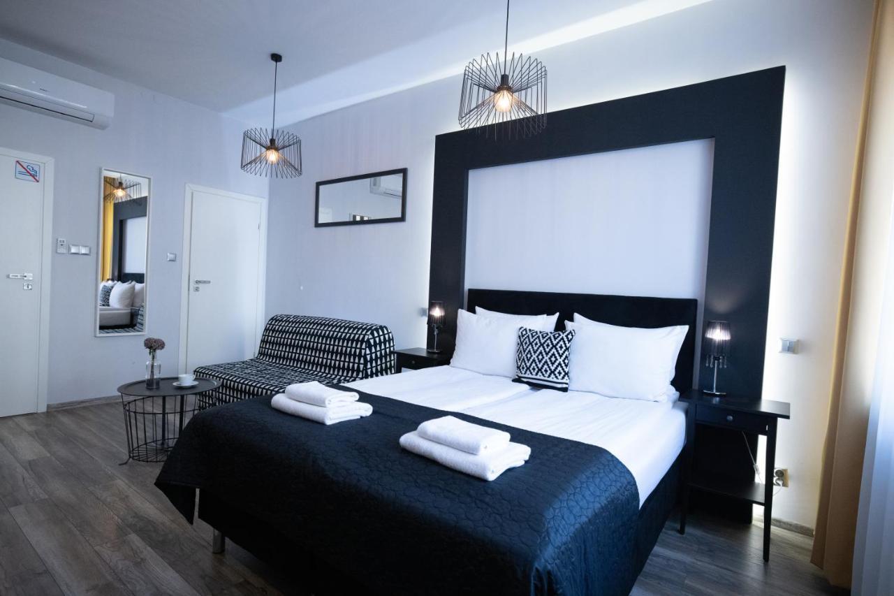 Leo Apartments Old Town Krakau Buitenkant foto