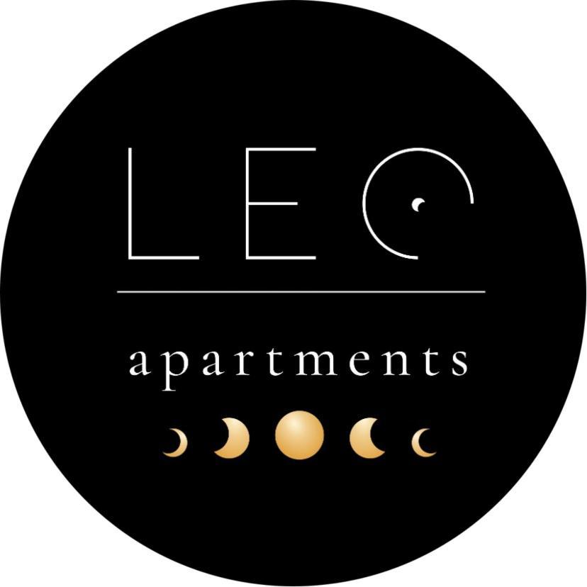 Leo Apartments Old Town Krakau Buitenkant foto