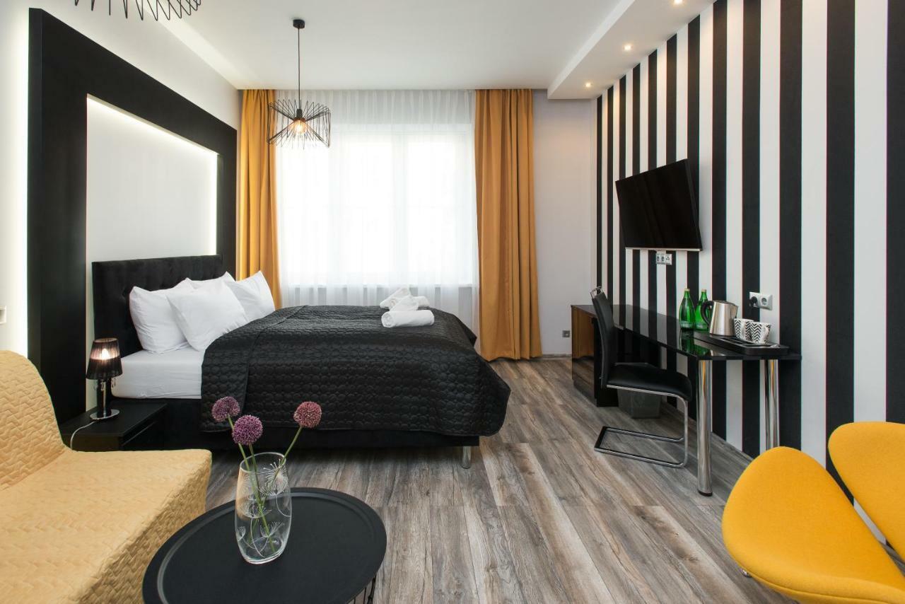 Leo Apartments Old Town Krakau Buitenkant foto